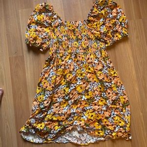 Floral Dress, never worn Brand: Copper Key Size: XL